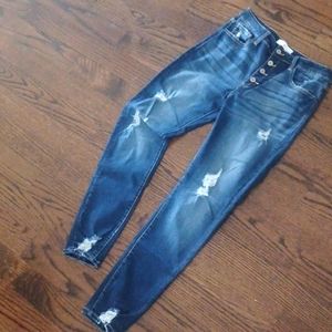 KanCan Distressed Jeans size 30/13